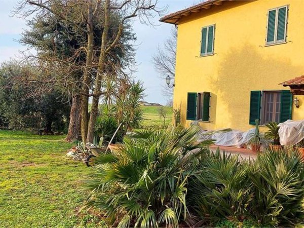 casa indipendente in vendita a Quarrata