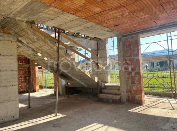 casa indipendente in vendita a Quarrata in zona Casini