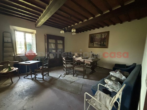 casa indipendente in vendita a Quarrata