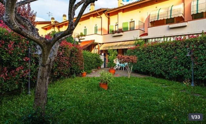 casa indipendente in vendita a Quarrata