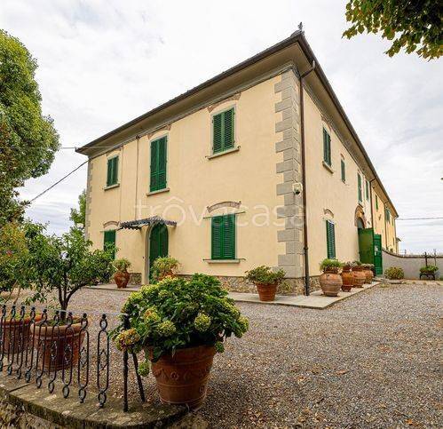 casa indipendente in vendita a Quarrata