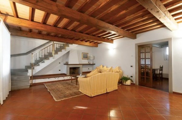 casa indipendente in vendita a Quarrata