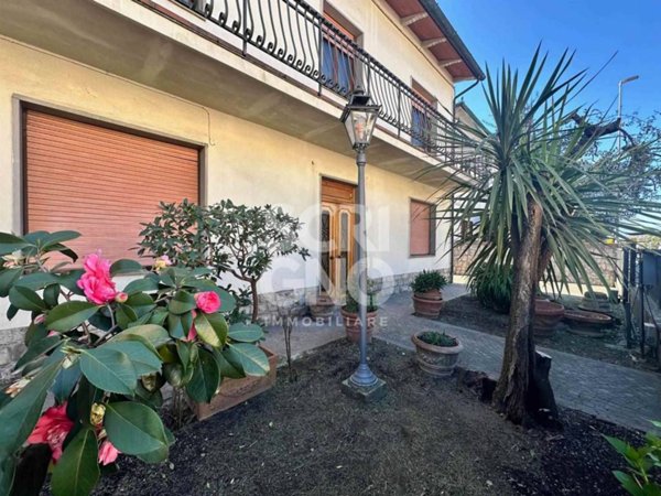 casa indipendente in vendita a Quarrata in zona Casini