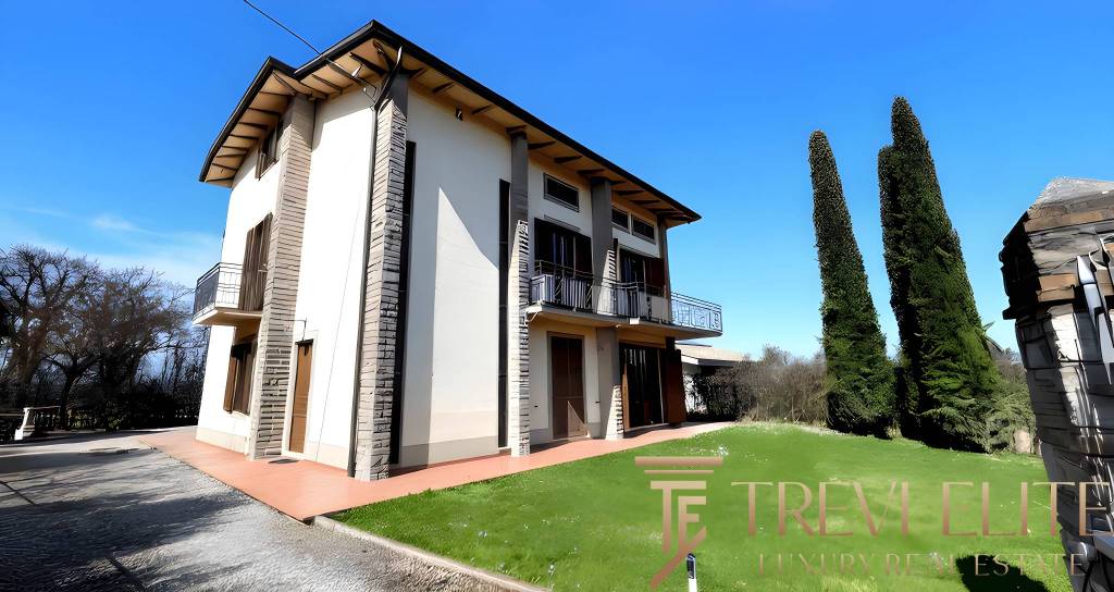 casa indipendente in vendita a Quarrata