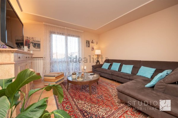 casa indipendente in vendita a Quarrata