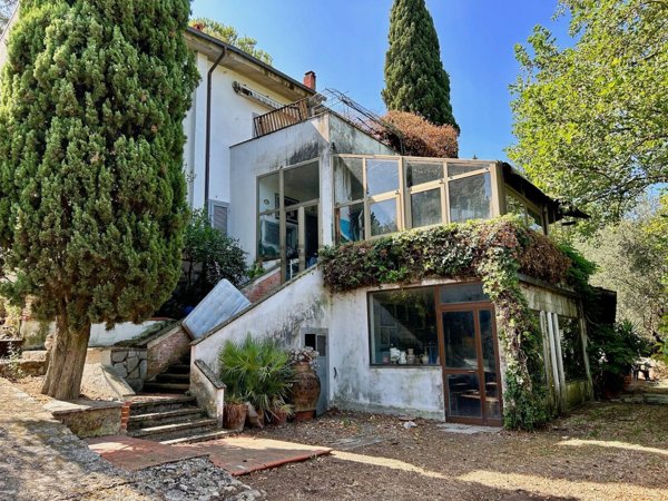 casa indipendente in vendita a Quarrata in zona Forrottoli