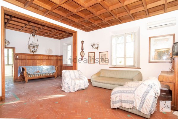 casa indipendente in vendita a Quarrata