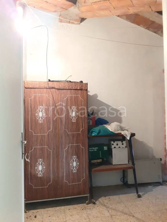 casa indipendente in vendita a Quarrata in zona Caserana