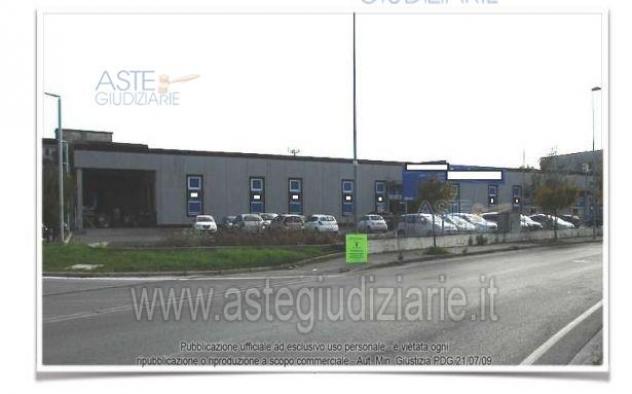 negozio in vendita a Quarrata