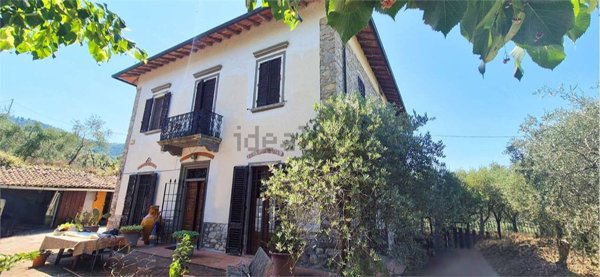 casa indipendente in vendita a Quarrata