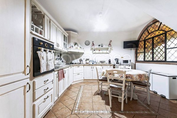 casa indipendente in vendita a Quarrata
