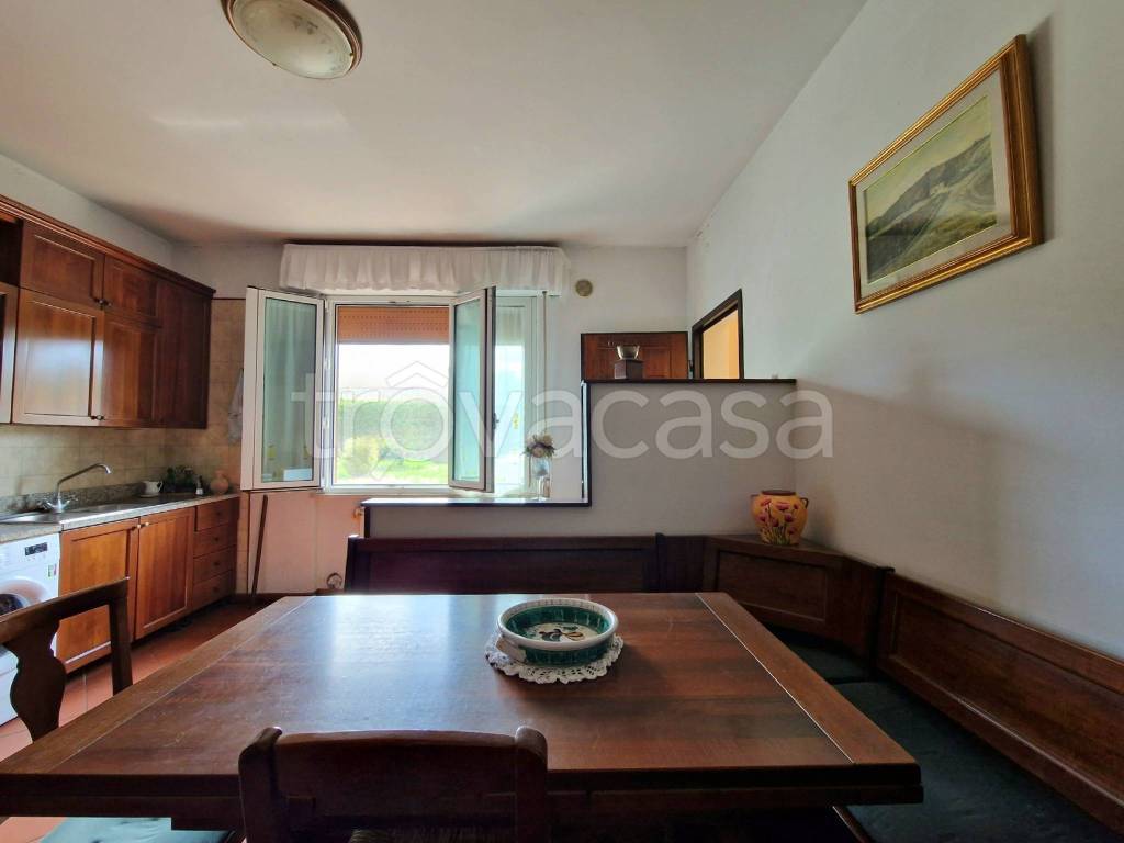 appartamento in vendita a Quarrata in zona Santonuovo