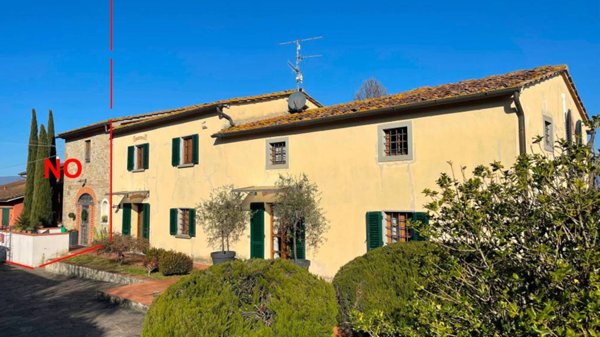 casa indipendente in vendita a Quarrata in zona Valenzatico