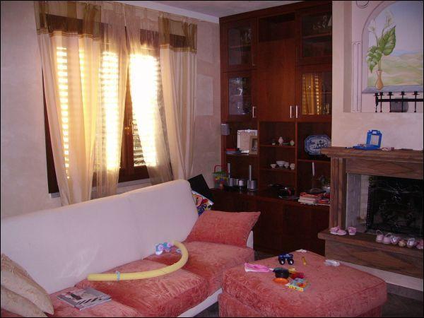 casa indipendente in vendita a Quarrata