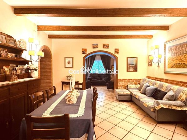 casa indipendente in vendita a Quarrata
