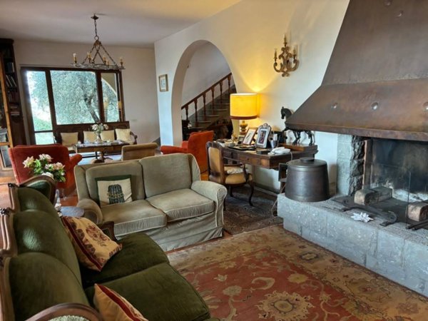 casa indipendente in vendita a Quarrata