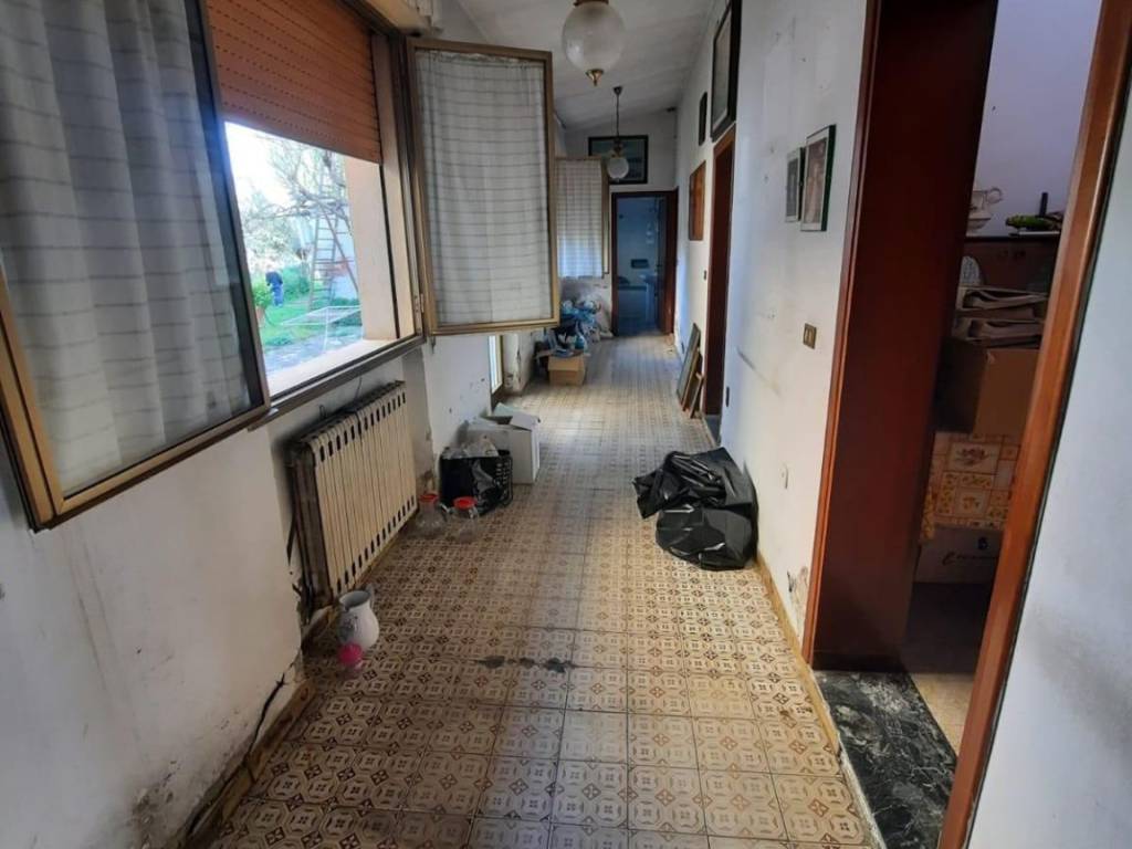 casa indipendente in vendita a Quarrata in zona Ferruccia