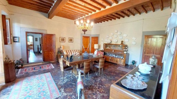 casa indipendente in vendita a Quarrata