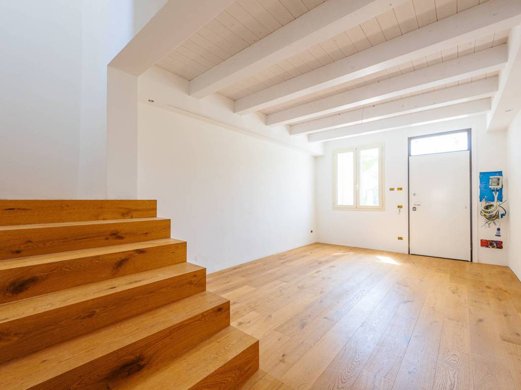 casa indipendente in vendita a Quarrata