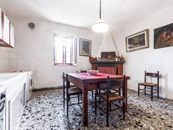 casa indipendente in vendita a Quarrata