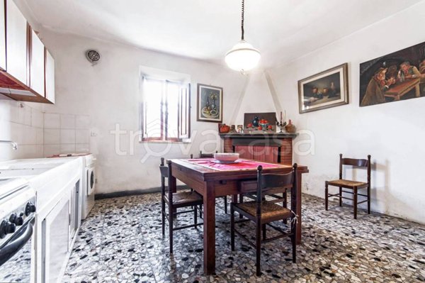 casa indipendente in vendita a Quarrata