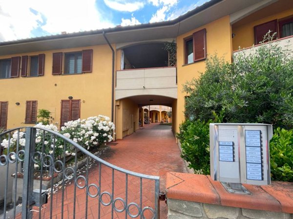 appartamento in vendita a Quarrata in zona Valenzatico
