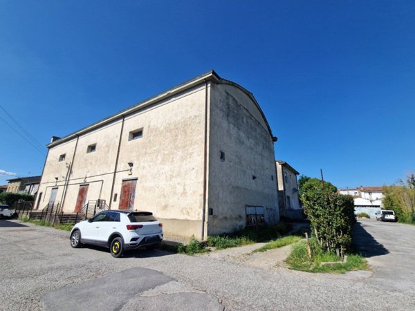 appartamento in vendita a Quarrata in zona Catena