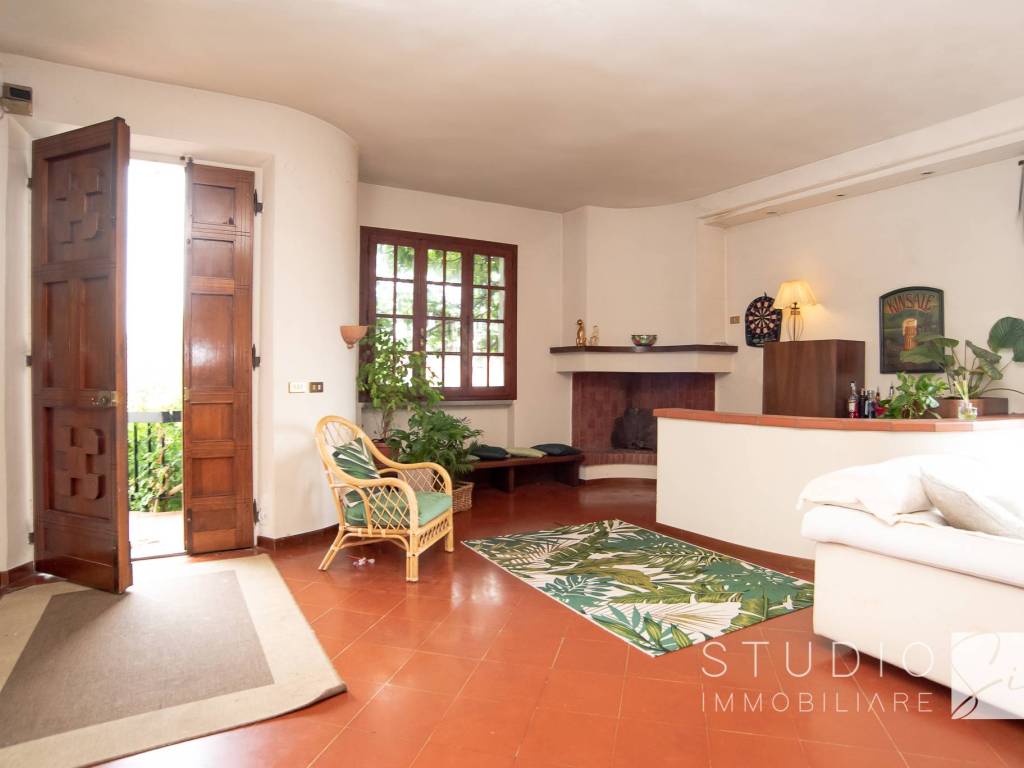 casa indipendente in vendita a Quarrata