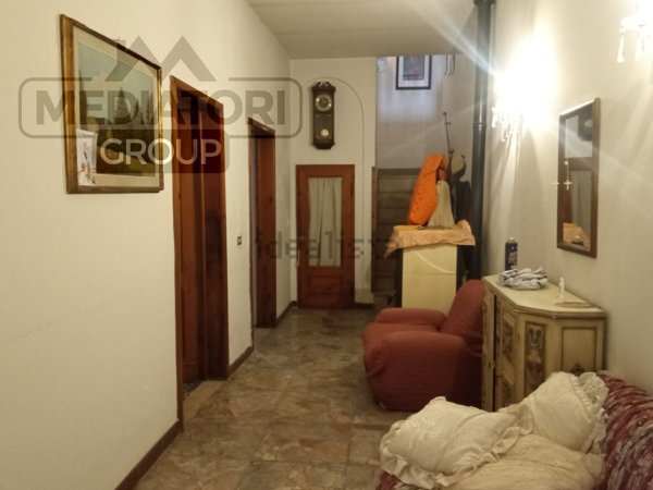 casa indipendente in vendita a Quarrata