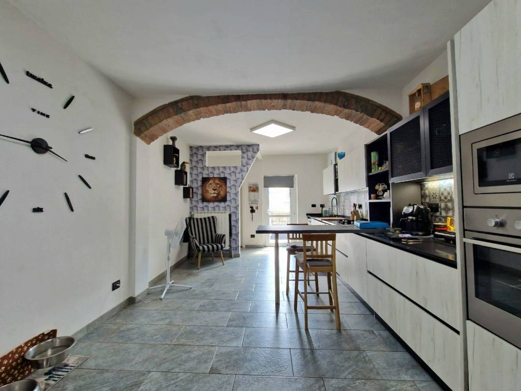 casa indipendente in vendita a Quarrata in zona Casini