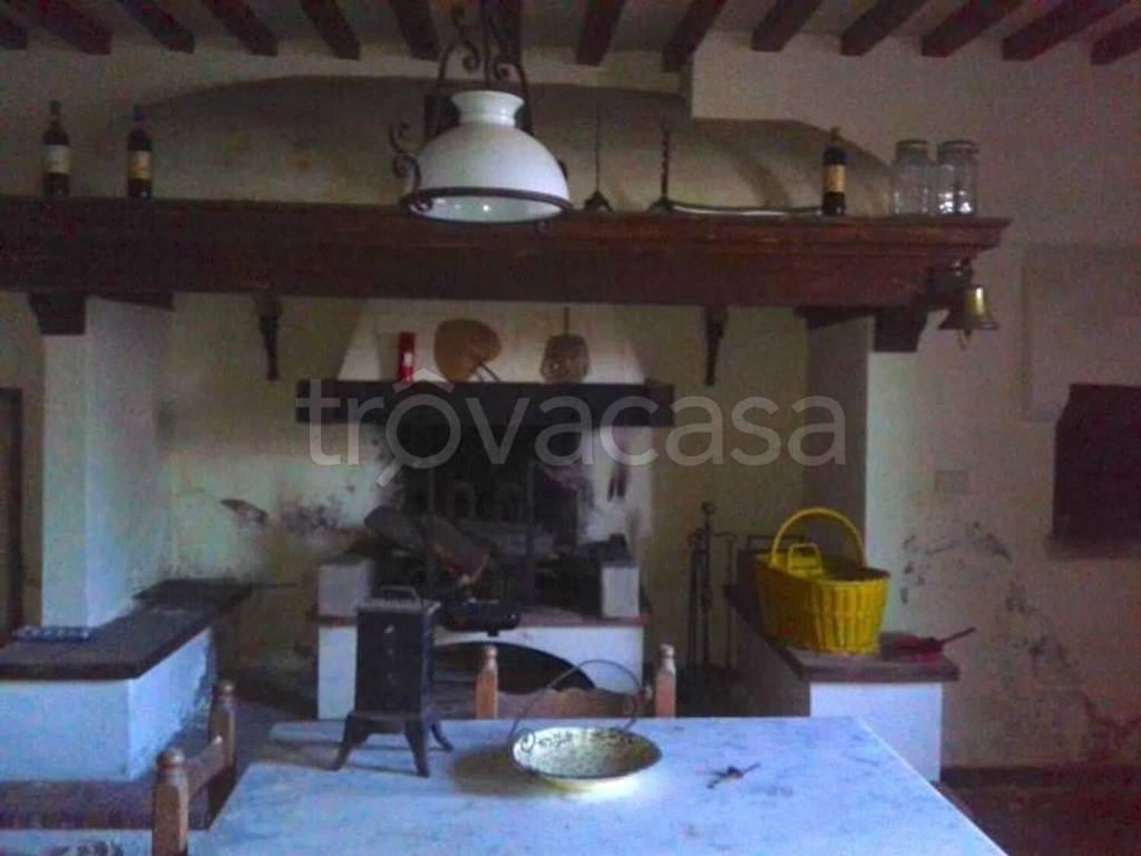 casa indipendente in vendita a Quarrata