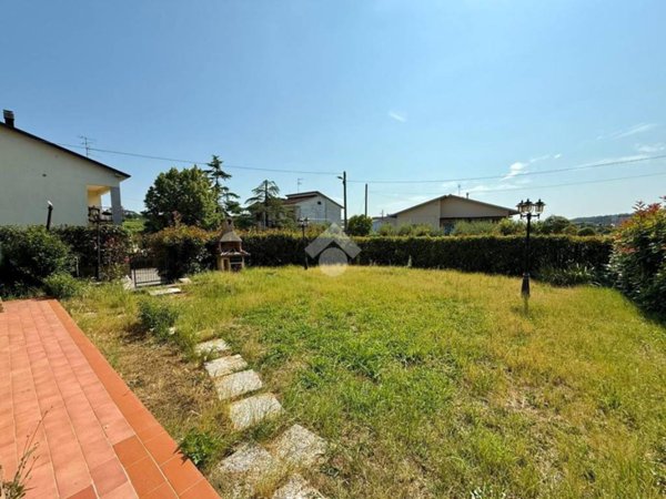 appartamento in vendita a Quarrata in zona Santonuovo