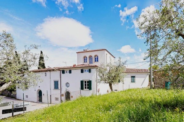 casa indipendente in vendita a Quarrata in zona Tizzana