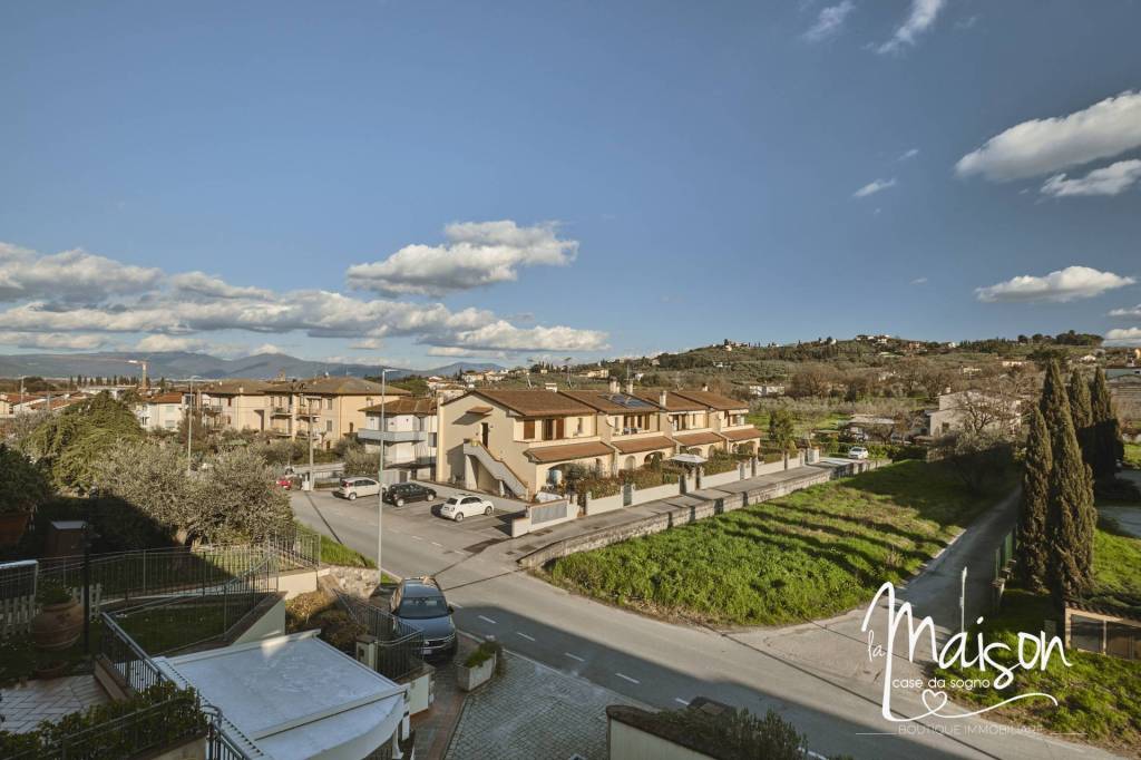 casa indipendente in vendita a Quarrata