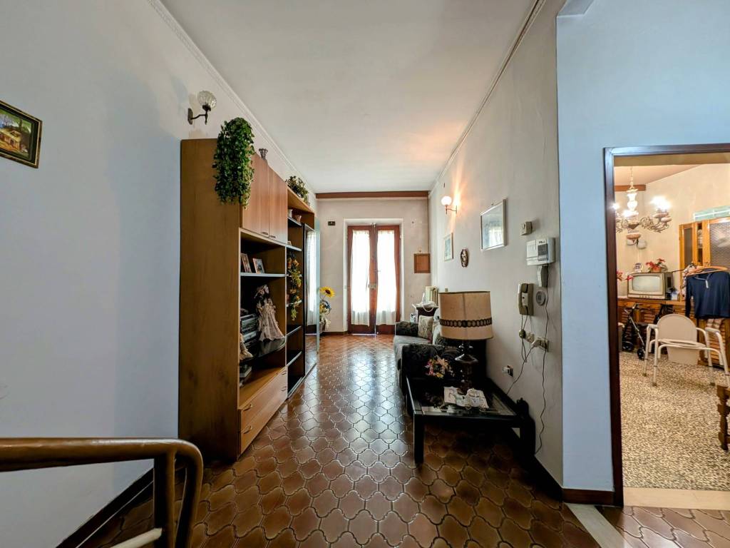 casa indipendente in vendita a Quarrata in zona Forrottoli