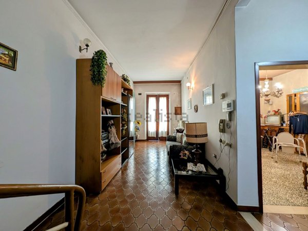 casa indipendente in vendita a Quarrata