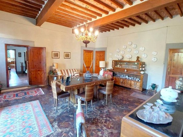casa indipendente in vendita a Quarrata