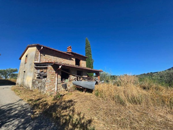 casa indipendente in vendita a Quarrata