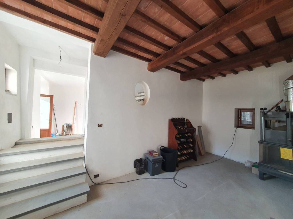 casa indipendente in vendita a Quarrata in zona Montemagno