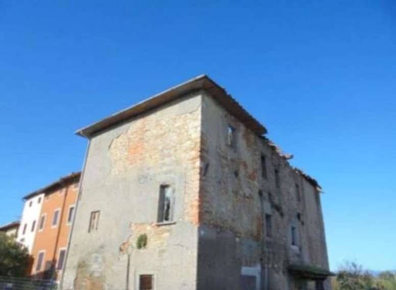 casa indipendente in vendita a Quarrata