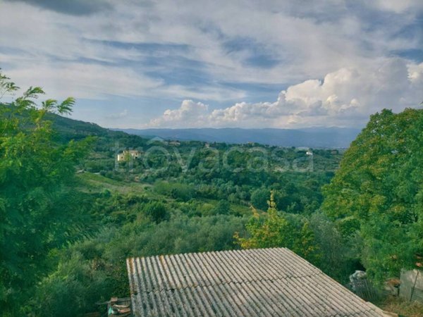 casa indipendente in vendita a Quarrata in zona Forrottoli