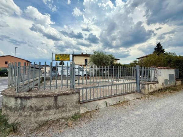 appartamento in vendita a Quarrata in zona Valenzatico