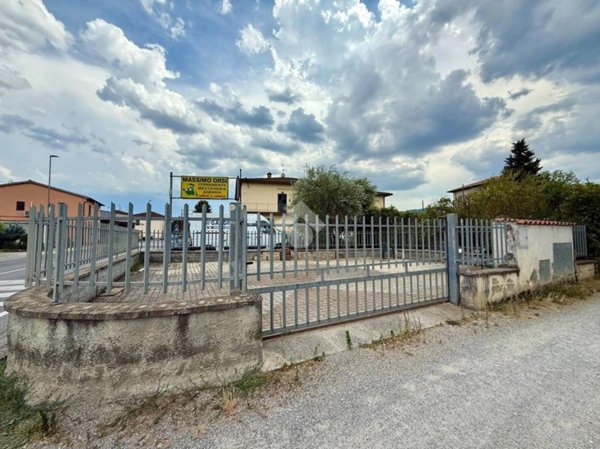 appartamento in vendita a Quarrata in zona Valenzatico