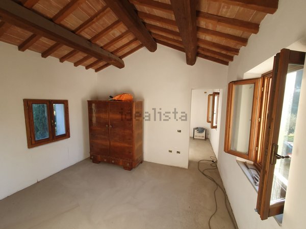 casale in vendita a Quarrata