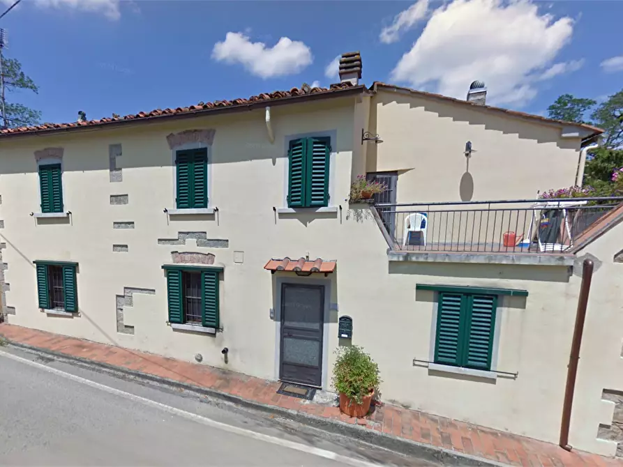 casa indipendente in vendita a Quarrata