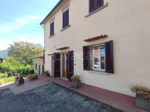 casa indipendente in vendita a Quarrata in zona Montorio