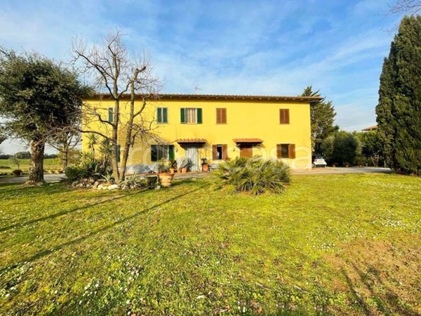 casa indipendente in vendita a Quarrata