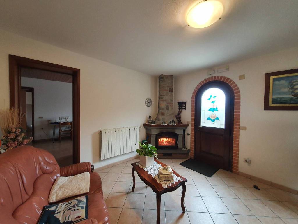 casa indipendente in vendita a Quarrata