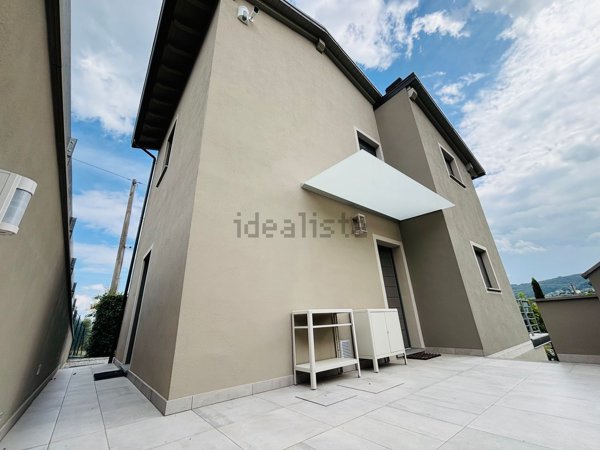 casa indipendente in vendita a Quarrata