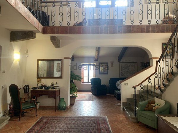 casa indipendente in vendita a Quarrata